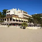 沃拉马尔酒店 4*