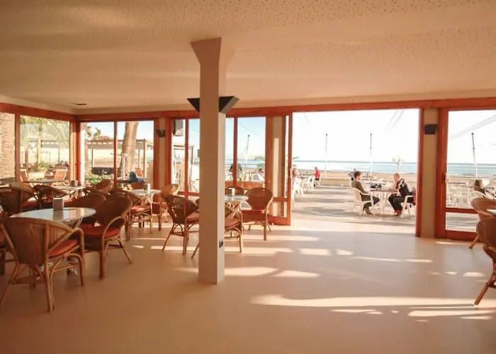 Отель Voramar 4*