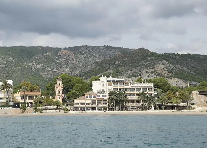 Отель Voramar 4*